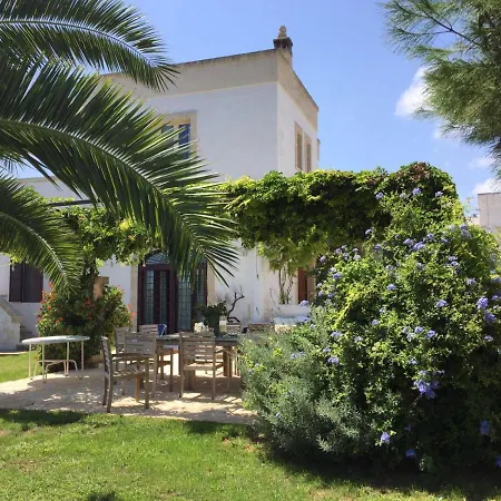 Bed & Breakfast Donnamarta 3*