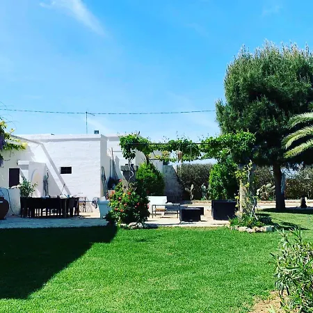 Donnamarta Bed & Breakfast Savelletri