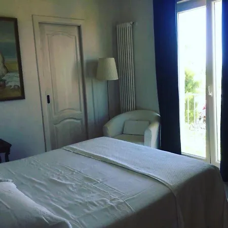 Bed and breakfast Donnamarta 3*